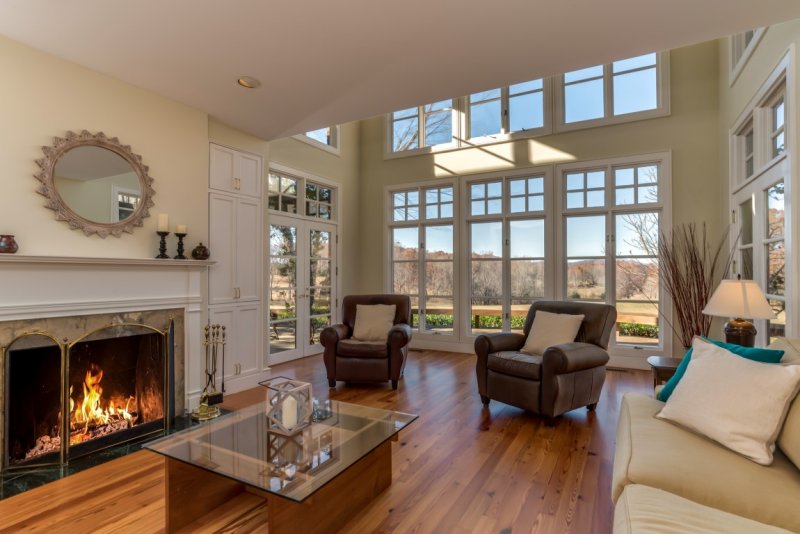 Living Rm (Medium)