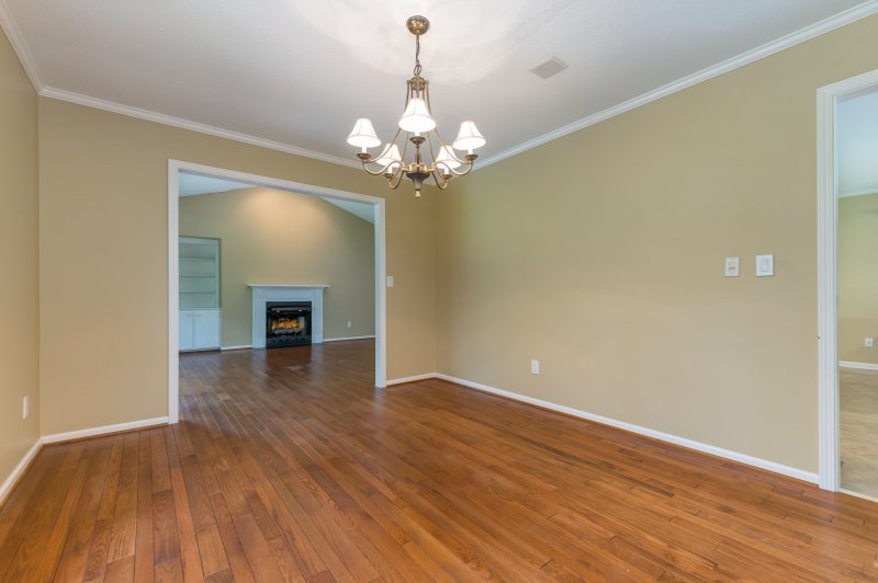 Dining-Room-to-LR-and-Kitchen