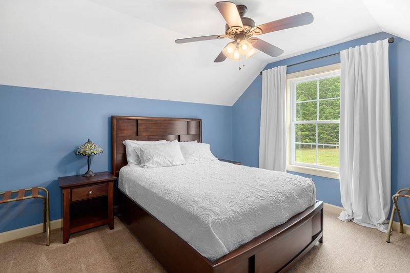 22-Bonus-Bedroom