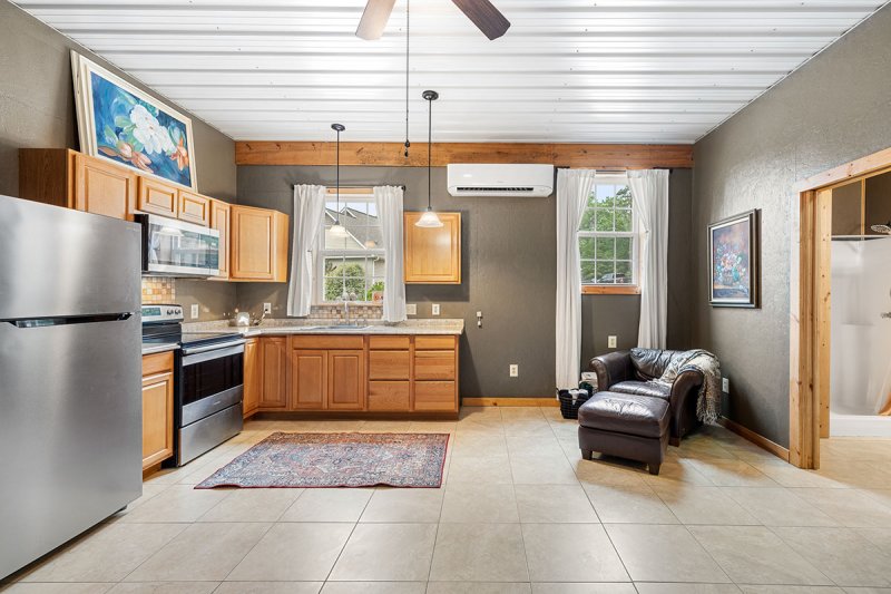 30-Barn-Apt