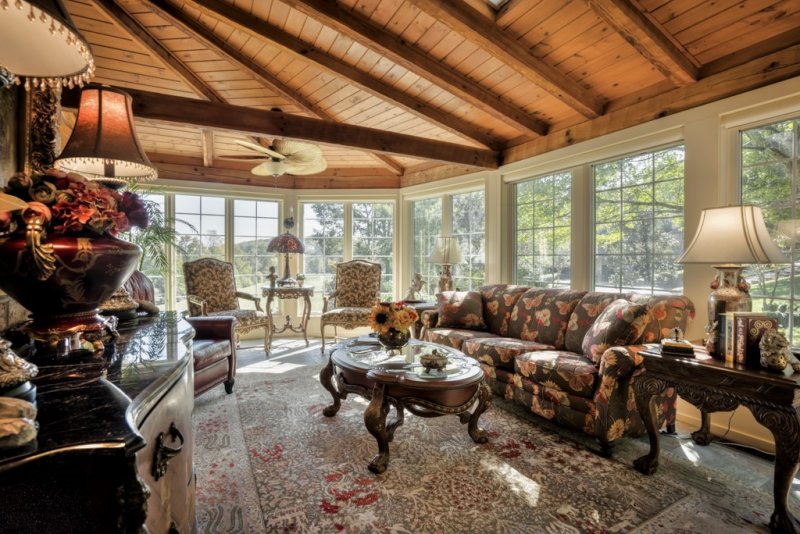 Sunroom-with-Pasture-Views